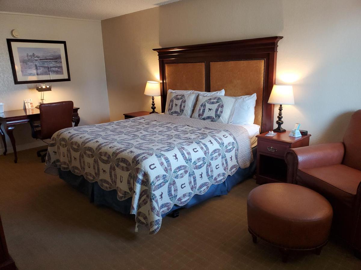 Kansas Country Inn Oakley Екстер'єр фото