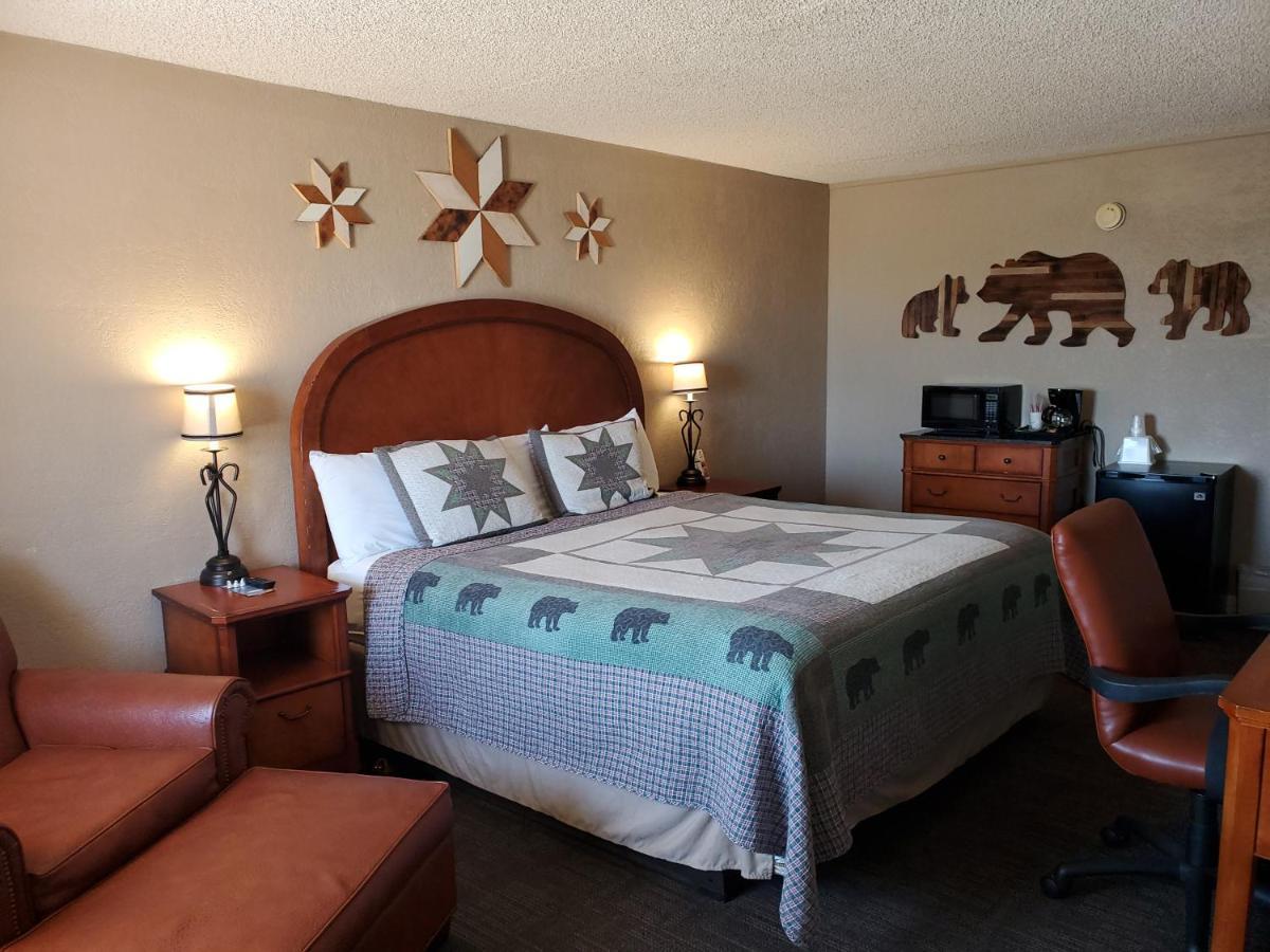 Kansas Country Inn Oakley Екстер'єр фото