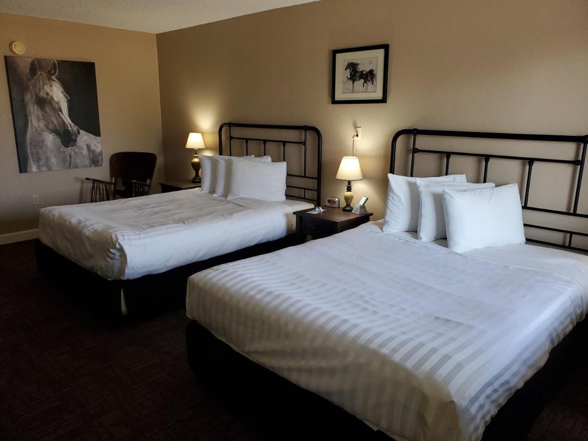 Kansas Country Inn Oakley Екстер'єр фото