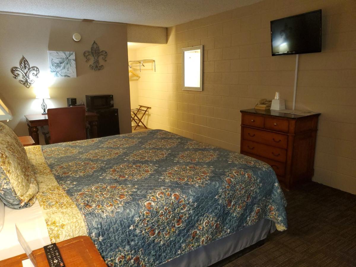 Kansas Country Inn Oakley Екстер'єр фото