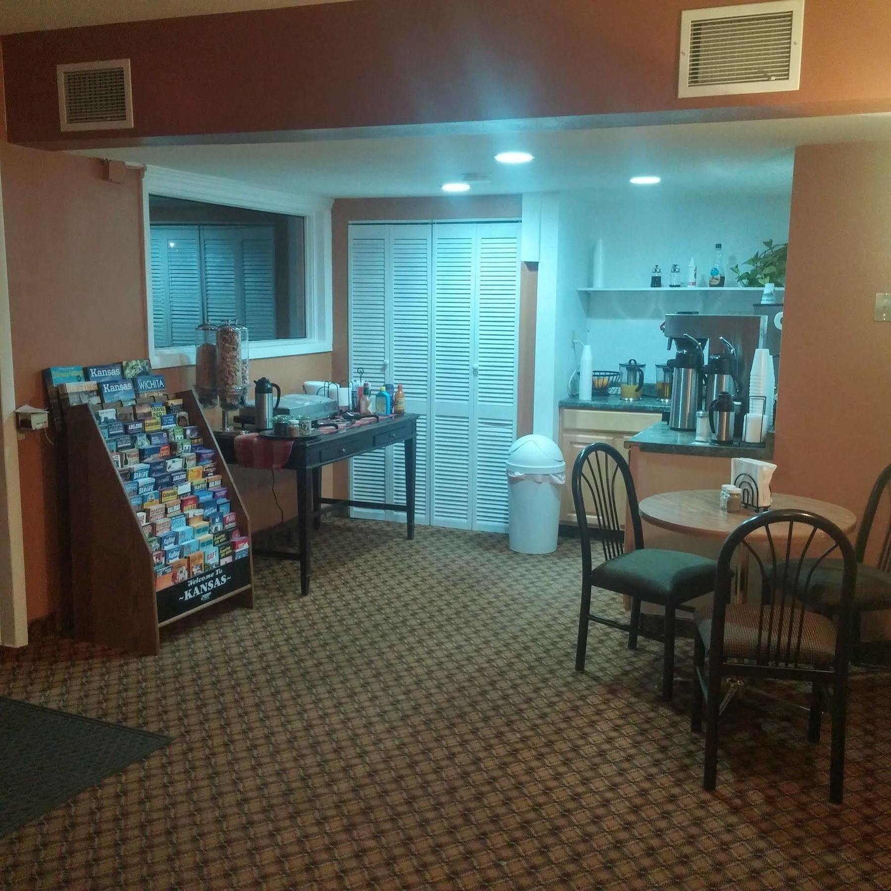 Kansas Country Inn Oakley Екстер'єр фото